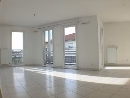 chassieu appartement 3 pièces 71 m²