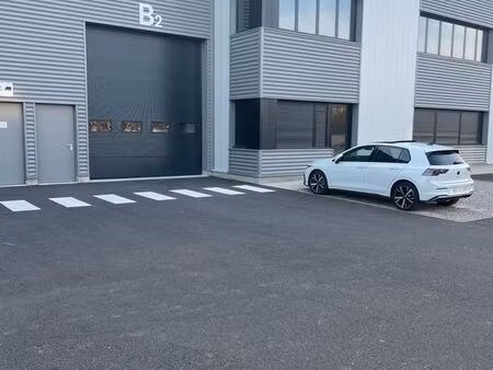 local activité / bureaux neuf - pierre benite