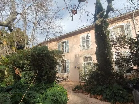 maison 8 pièces 210 m²