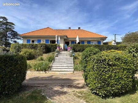 villa 5 pièces 92 m²