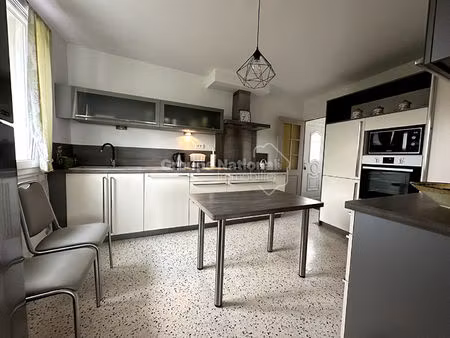appartement nages et solorgues 4 pièce(s) 89.84 m2