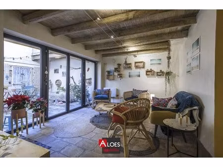maison aigues-mortes intra-muros 7 pièces avec patio
