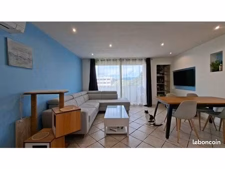 grigny - appartement de 74 m² / 3 chambres + balcon + garage