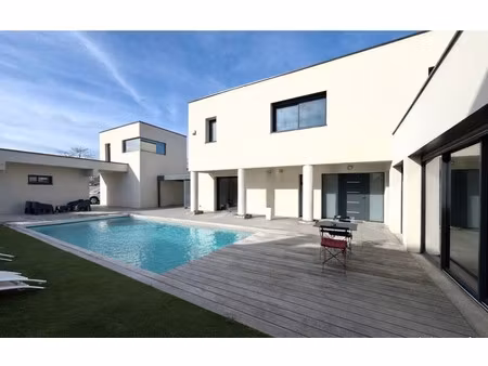 maison de luxe à vendre dans le quartier capitole