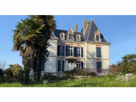 maison de luxe à vendre à bérenx