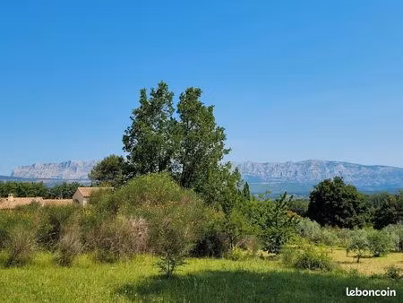 cabanon 15m² sur 1000m² de terrain