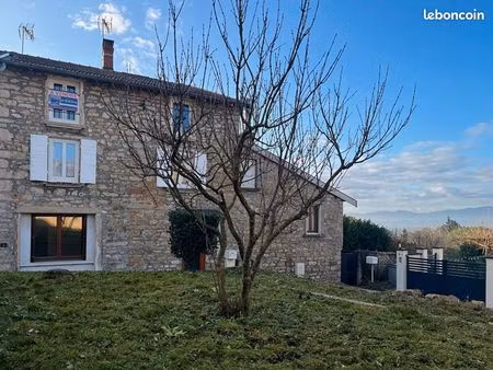 maison de village 5 pièces 102 m²