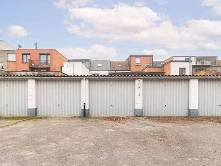 garage à louer à merksem € 95 (loes7) - onid real estate - merksem | zimmo