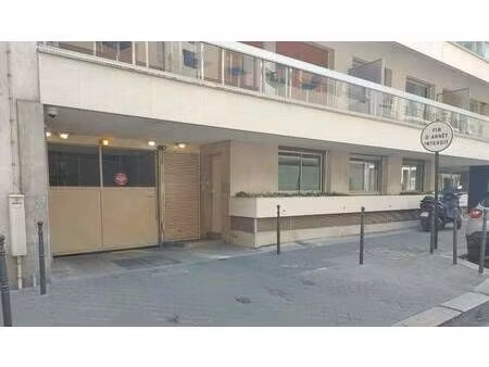 parking à louer