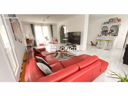 appartement d’exception avec terrasse et jardin – le rove