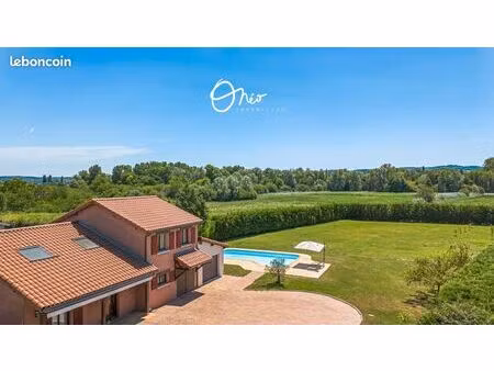 maison 8 pièces 200 m²