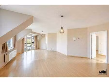 spacieux appartement de 110 m² dans le centre de hamme