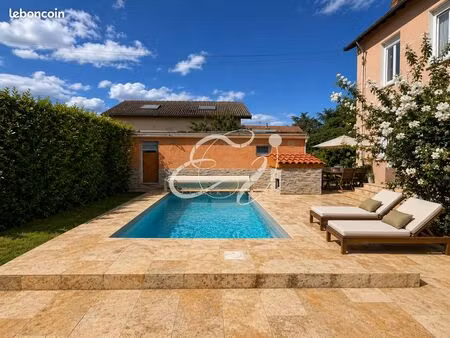 maison de ville 6 pièces 163 m²