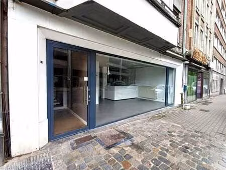 rdc commercial idéalement situé