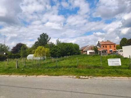 terrain de 11 ares 69