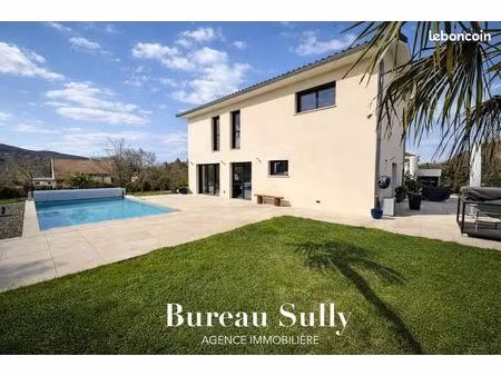 maison 5 pièces 188 m²