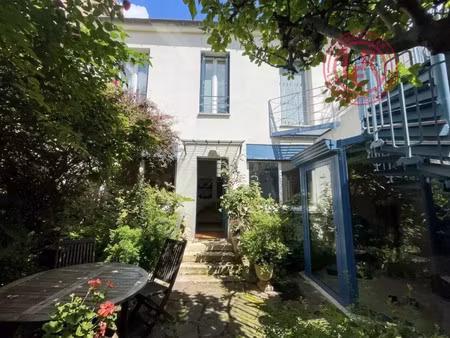 maison de luxe à vendre dans le quartier didot-porte de vanves