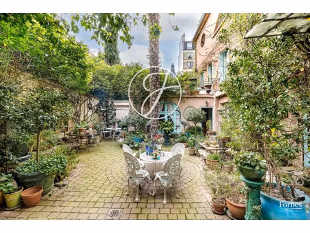maison de luxe à vendre dans le quartier grandes carrières-clichy