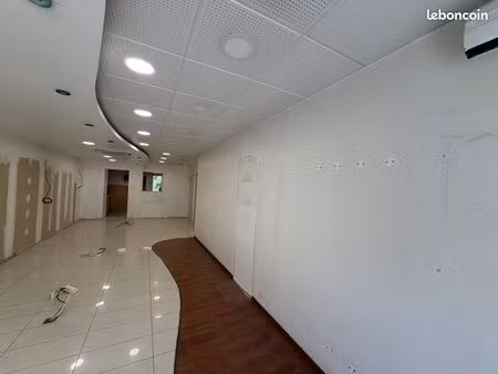 local commercial 81 m² gardanne