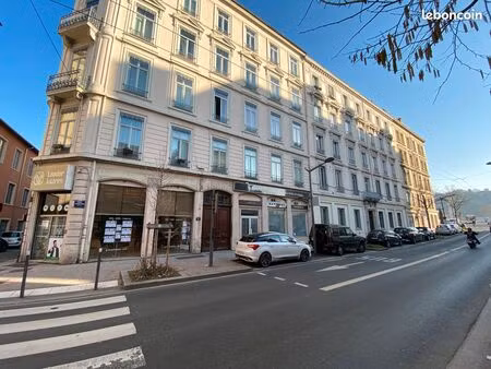 marietton-6 - local / bureaux 82m² - lyon 09 valmy