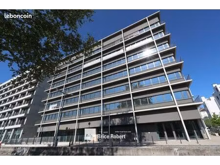 bureaux 293 m²