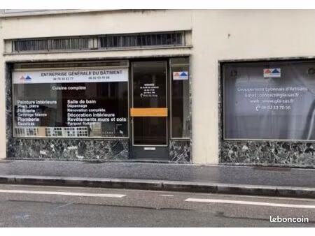vendre droit de porte pour bureau ou coiffeur