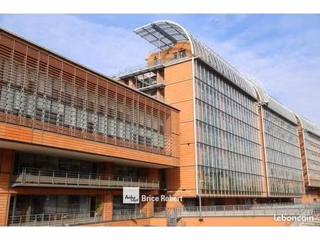 bureaux 468 m²