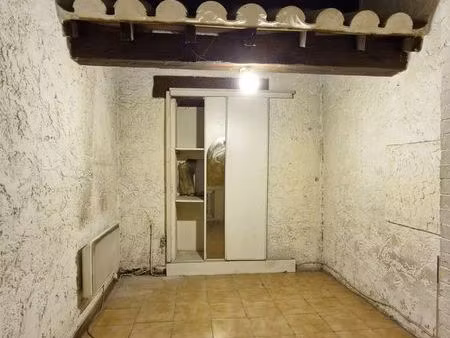 local commercial 44 m² marseille
