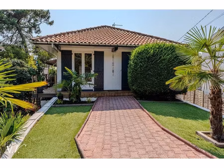 maison de luxe à vendre dans le quartier le pyla