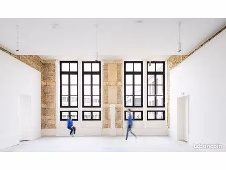 bureau 232 m²