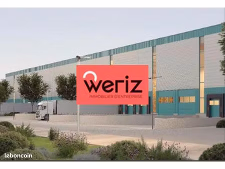 local logistique 25 338 m²