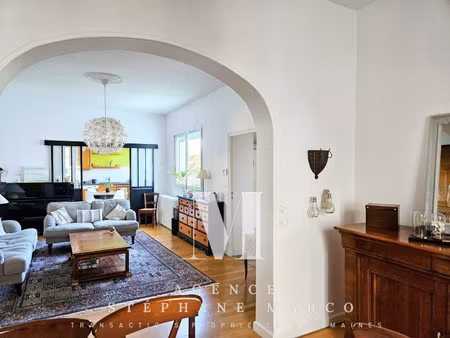 maison de luxe à vendre dans le quartier la fenetre