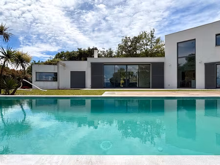maison de luxe à vendre dans le quartier les faurys