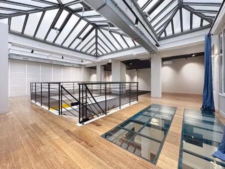 loft - 365 m2 - 3 chambres - paris 75010