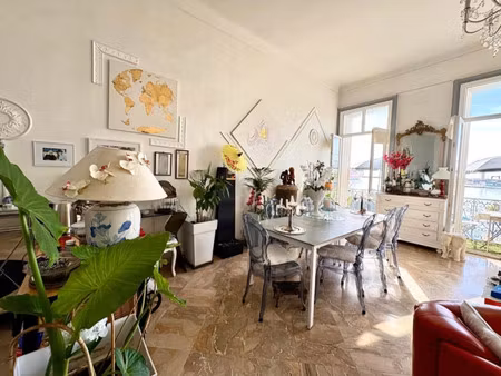 appartement de luxe à vendre dans le quartier pont de pierre-nouveau bassin