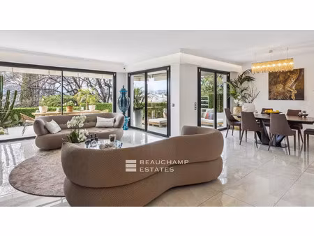 appartement de luxe à vendre dans le quartier collines