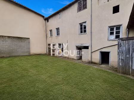 immeuble saint germain laval 350 m2 avec terrain et garage