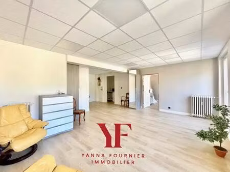 location bureaux 52 m²