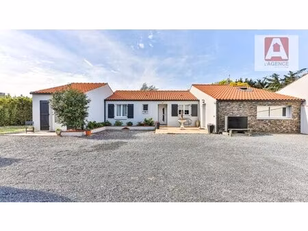 en vente maison 165 85 m² – 606 400 € |saint-gilles-croix-de-vie