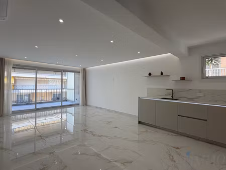 appartement 3 pièces de haut standing cannes pointe croise