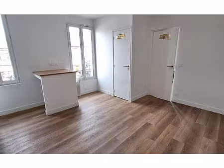 location appartement  m² t-2 à drancy  736 €