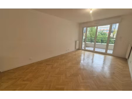 location appartement  m² t-2 à eaubonne  848 €