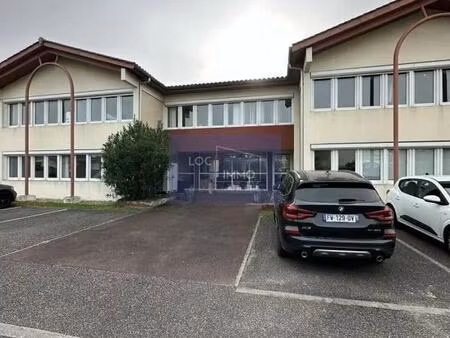 vente bureaux 1 000 m²