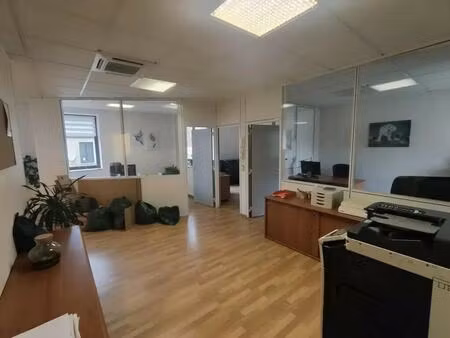 vente bureaux 180 m²