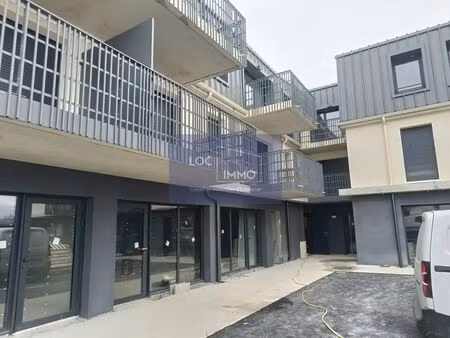vente commerce beguey 33410 91m²