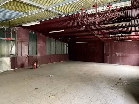 vente commerce saint denis 93210 2192m²
