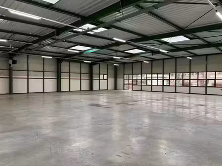 location local d’activités saint-thibault-des-vignes 77400 509m²