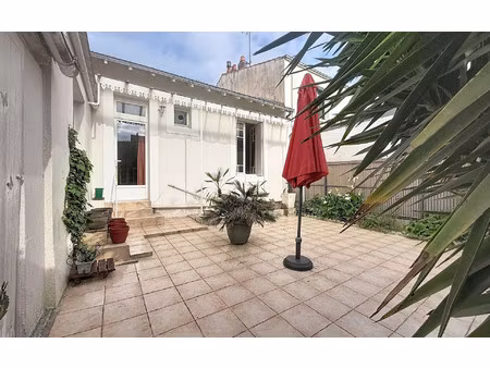 maison la rochelle 61 m² t-3 à vendre  395 600 €