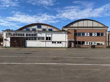 entrepôt à louer à evergem – emplacement stratégique