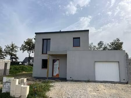 vente maison à elven (56250) : à vendre / 100m² elven